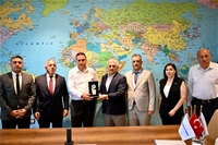 Vali Ersin Yazıcı, Çevre Haftası Etkinlikleri Kapsamında Tekstil Firmalarını Ziyaret Etti