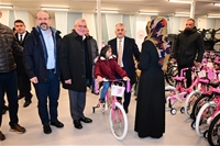 287 Çocuğa Bisiklet Hediye Edildi