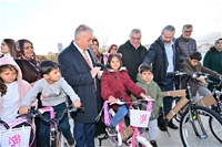 287 Çocuğa Bisiklet Hediye Edildi
