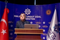 Malatya Turgut Özal Üniversitesinde Ebeler Haftası Kapsamında Etkinlik Düzenlendi