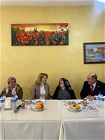 Vali Hulusi Şahin'in Eşi Ebru Şahin'den Huzurevi'ne Ziyaret