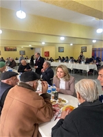 Vali Hulusi Şahin'in Eşi Ebru Şahin'den Huzurevi'ne Ziyaret