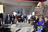 Hanımefendi Hanife Yazıcı'dan Doğanşehir İlçesindeki Şehit Ailelerine Ziyaret