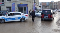 Görüşmeye Çağırdığı Arkadaşını Silahla Vurdu