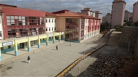 Malatya'da Okulun İstinat Duvarı Çöktü