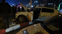 Polisin 'Dur' İhtarına Uymayarak Kaçan Ehliyetsiz Sürücü Kaza Yaptı